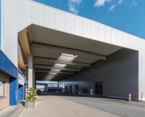 Neubau einer Lagerhalle und Durchfahrtsüberdachung für die Egon Haupthoff GmbH & Co.KG
